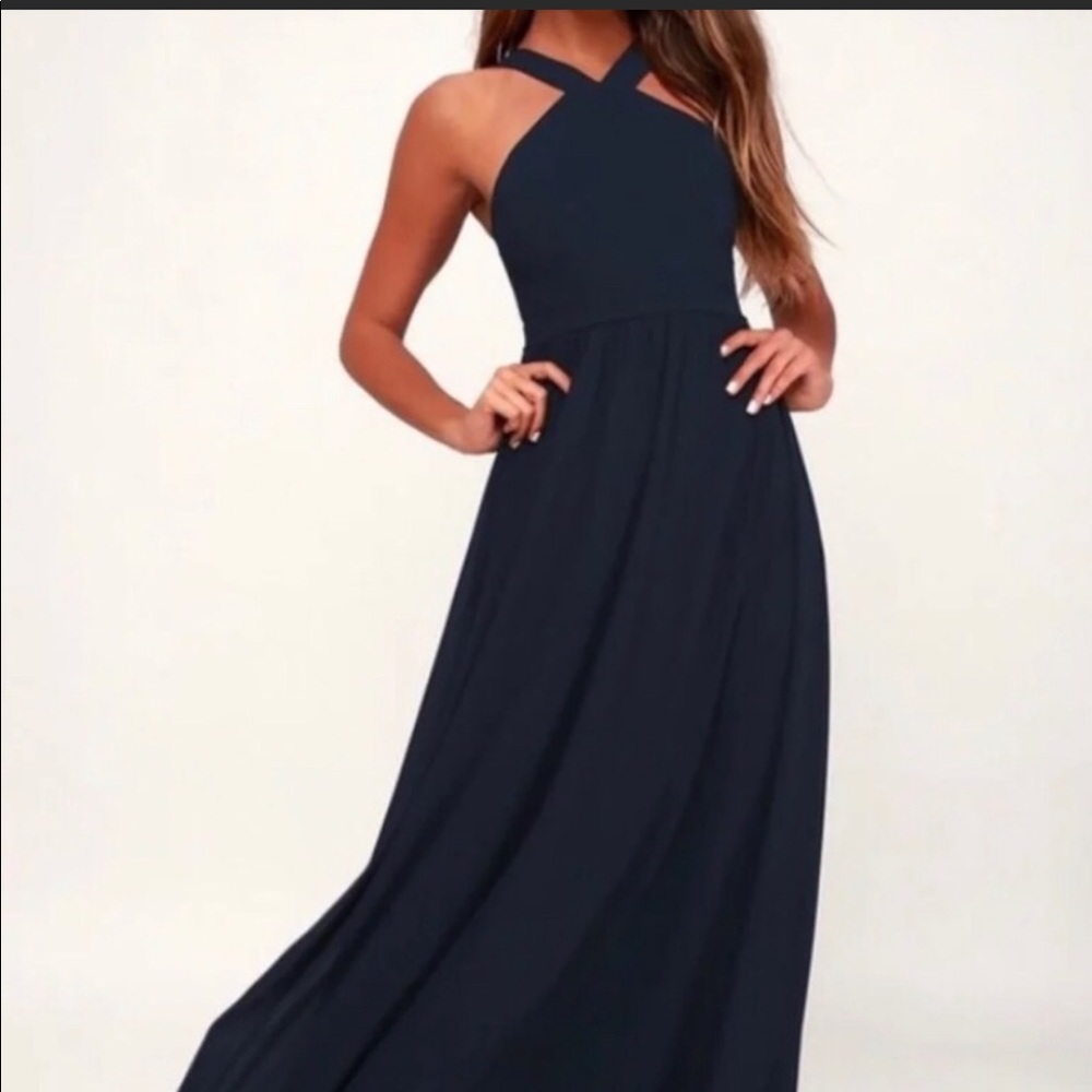 Long lulus dress in navy blue